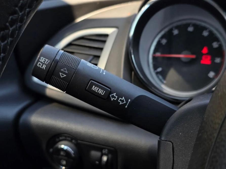 Opel Astra J Рестайлинг Санкт-Петербург  - изображение 13