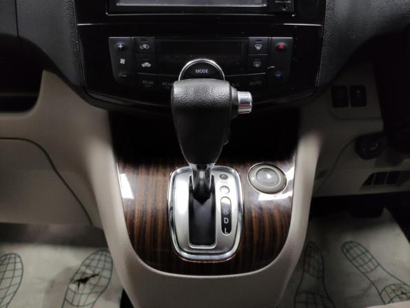 Nissan Serena IV (C26) с пробегом 2014 года, цена 1 400 000 рублей, 214000 км, минивэн, Автокод Объявления