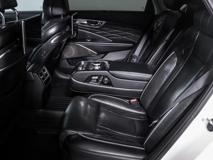 Kia K900 II Москва  - изображение 10