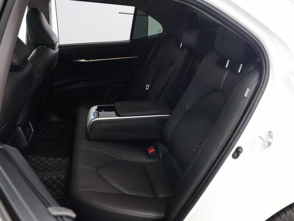 Toyota Camry VIII (XV70) Рестайлинг с пробегом 2023 года, цена 3 949 000 рублей, 9150 км, седан, Автокод Объявления