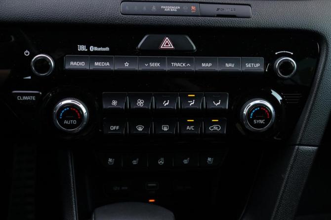 Kia Sportage IV Рестайлинг с пробегом 2019 года, цена 2 890 000 рублей, 66883 км, внедорожник, Автокод Объявления