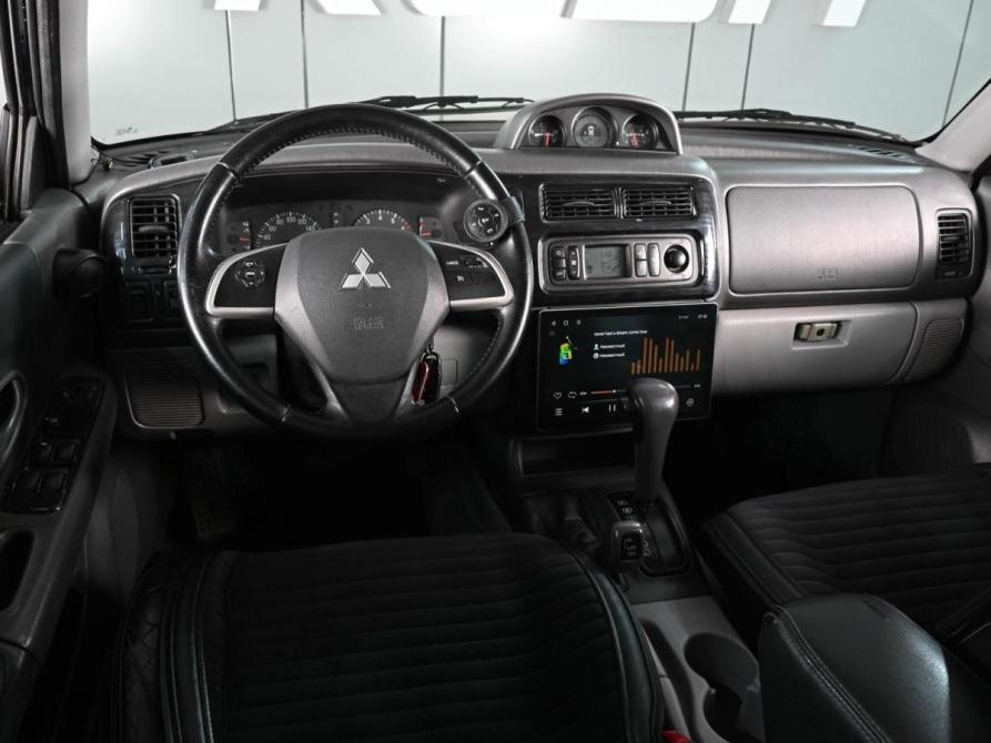 Mitsubishi Pajero Sport I Рестайлинг Ростов-на-Дону  - изображение 6