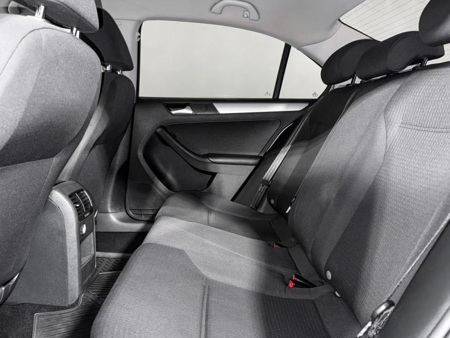 Volkswagen Jetta VI Рестайлинг Санкт-Петербург  - изображение 12
