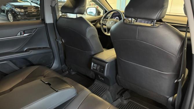 Toyota Camry VIII (XV70) Рестайлинг с пробегом 2021 года, цена 2 812 000 рублей, 116545 км, седан, Автокод Объявления