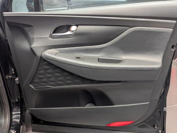 Hyundai Santa Fe IV Рестайлинг с пробегом 2022 года, цена 3 350 000 рублей, 29354 км, внедорожник, Автокод Объявления