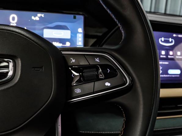 Geely Monjaro I с пробегом 2023 года, цена 3 099 000 рублей, 25458 км, внедорожник, Автокод Объявления