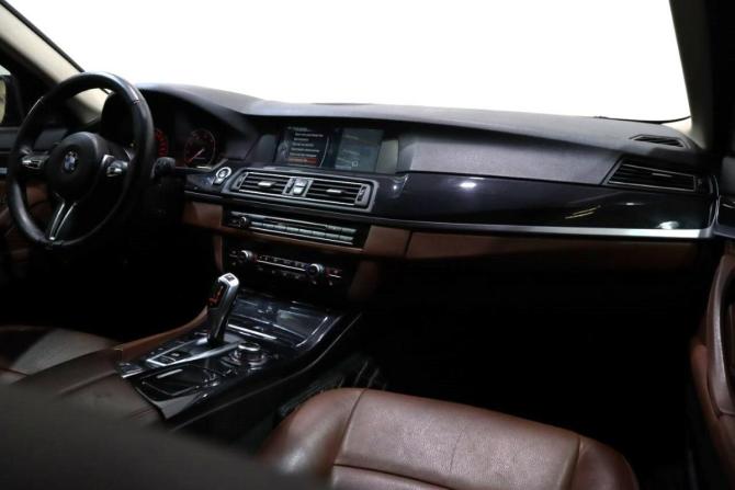 BMW 5 серии VI (F10/F11/F07) Рестайлинг с пробегом 2016 года, цена 2 100 000 рублей, 213515 км, седан, Автокод Объявления