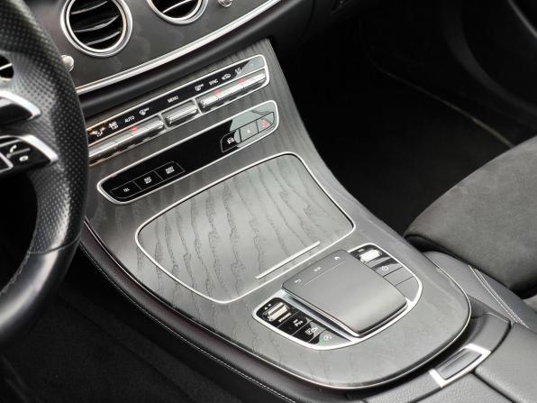 Mercedes-Benz E-Класс V (W213 S213 C238) Рестайлинг с пробегом 2021 года, цена 4 900 000 рублей, 45941 км, седан, Автокод Объявления