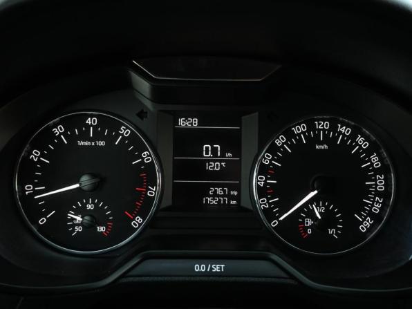 Skoda Octavia III (A7) с пробегом 2014 года, цена 1 149 000 рублей, 175277 км, лифтбек, Автокод Объявления