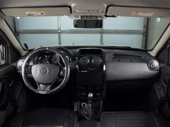 Renault Duster I Рестайлинг с пробегом 2018 года, цена 1 249 995 рублей, 182947 км, внедорожник, Автокод Объявления