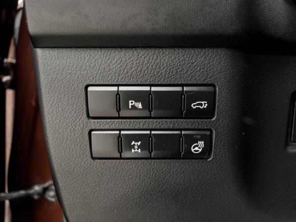 Lexus NX I с пробегом 2016 года, цена 2 550 000 рублей, 111458 км, внедорожник, Автокод Объявления
