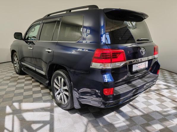 Toyota Land Cruiser 200 Series Рестайлинг 2 с пробегом 2016 года, цена 5 999 000 рублей, 95830 км, внедорожник, Автокод Объявления