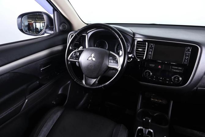 Mitsubishi Outlander III с пробегом 2012 года, цена 1 459 000 рублей, 223000 км, внедорожник, Автокод Объявления