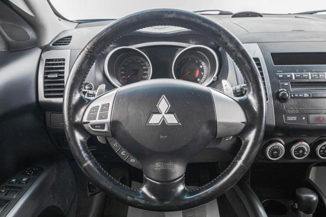 Mitsubishi Outlander II с пробегом 2007 года, цена 1 099 000 рублей, 219000 км, внедорожник, Автокод Объявления
