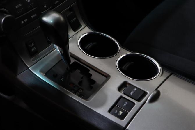 Toyota Highlander II (XU40) Рестайлинг с пробегом 2012 года, цена 2 100 000 рублей, 283246 км, внедорожник, Автокод Объявления