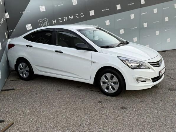 Hyundai Solaris I Рестайлинг с пробегом 2016 года, цена 1 079 000 рублей, 60360 км, седан, Автокод Объявления