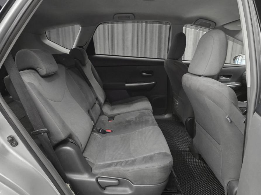 Toyota Prius Alpha I (ZVW40/41) Красноярск  - изображение 13