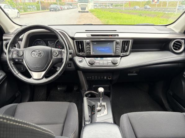 Toyota RAV4 IV (XA40) Рестайлинг с пробегом 2017 года, цена 2 250 000 рублей, 128000 км, внедорожник, Автокод Объявления