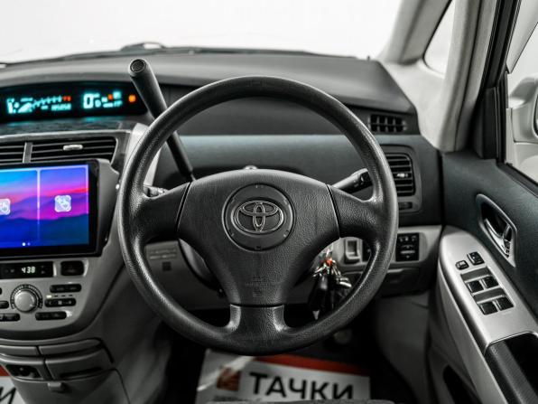 Toyota Opa I Рестайлинг с пробегом 2003 года, цена 627 000 рублей, 185058 км, универсал, Автокод Объявления