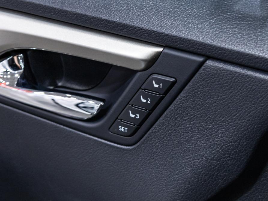 Lexus RX IV Рестайлинг Санкт-Петербург  - изображение 28