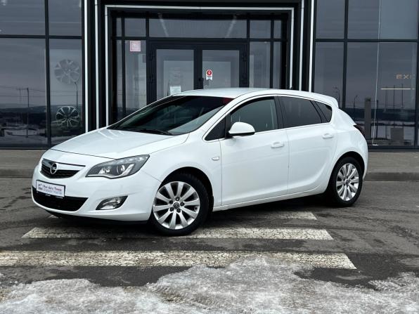 Opel Astra J с пробегом 2012 года, цена 597 000 рублей, 160500 км, хэтчбек, Автокод Объявления