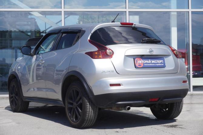 Nissan Juke I с пробегом 2012 года, цена 980 000 рублей, 234206 км, внедорожник, Автокод Объявления