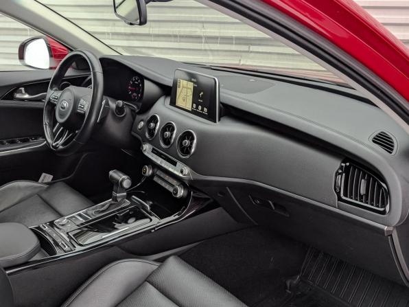 Kia Stinger I с пробегом 2019 года, цена 2 550 000 рублей, 67579 км, лифтбек, Автокод Объявления
