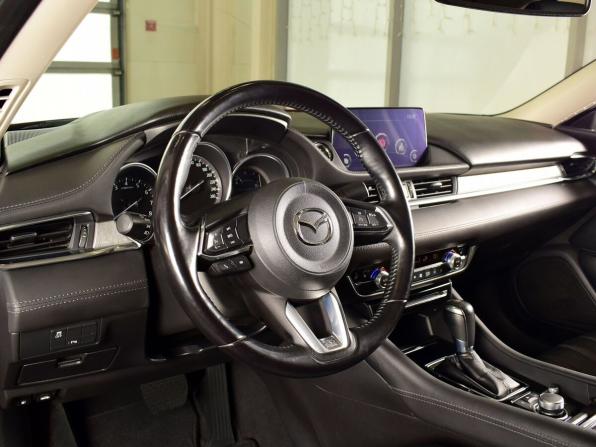 Mazda 6 III (GJ) Рестайлинг 2 с пробегом 2021 года, цена 2 579 995 рублей, 60712 км, седан, Автокод Объявления