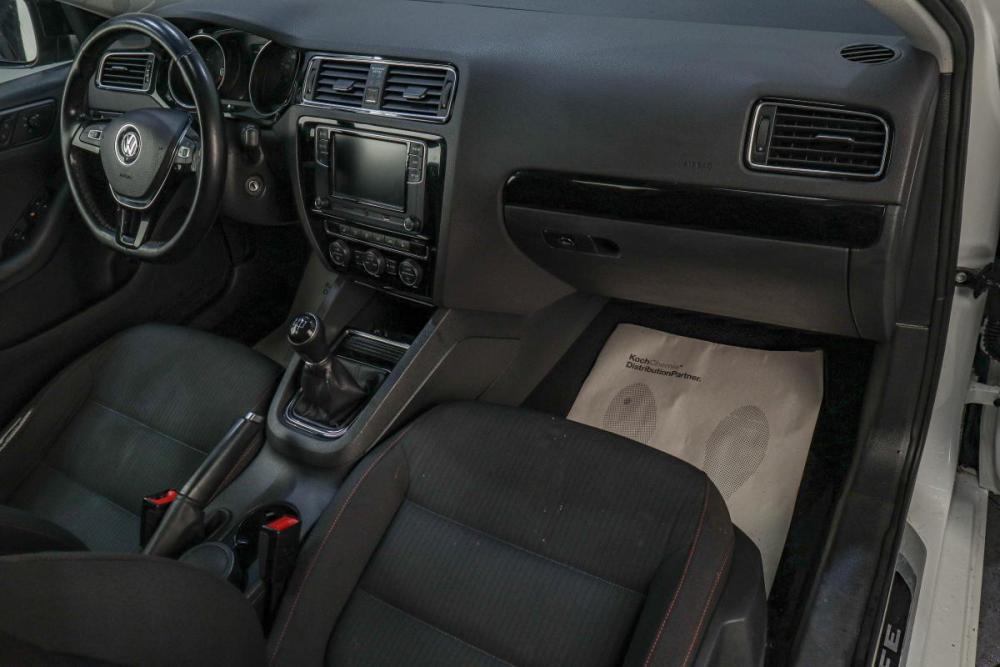 Volkswagen Jetta VI Рестайлинг Челябинск  - изображение 20