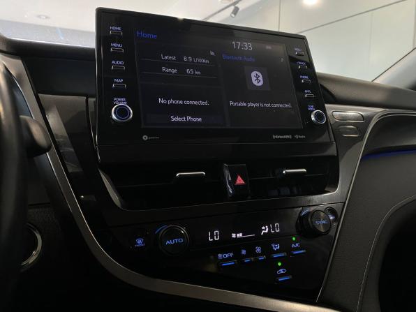 Toyota Camry VIII (XV70) Рестайлинг с пробегом 2022 года, цена 3 100 000 рублей, 75007 км, седан, Автокод Объявления
