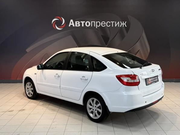 Lada (ВАЗ) Granta I с пробегом 2016 года, цена 560 000 рублей, 36000 км, лифтбек, Автокод Объявления