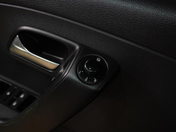 Volkswagen Polo V с пробегом 2014 года, цена 1 059 000 рублей, 98433 км, седан, Автокод Объявления