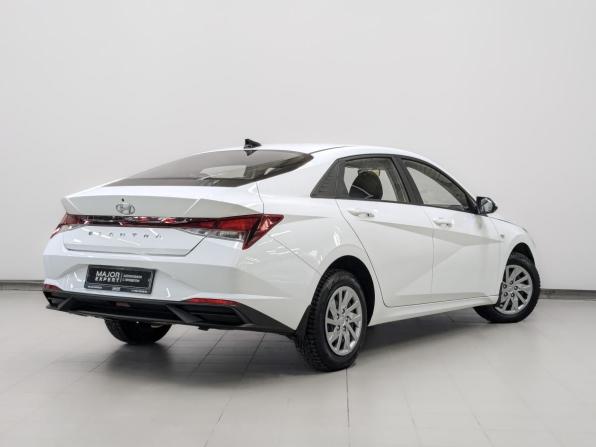 Hyundai Elantra VII (CN7) с пробегом 2022 года, цена 2 055 000 рублей, 73028 км, седан, Автокод Объявления