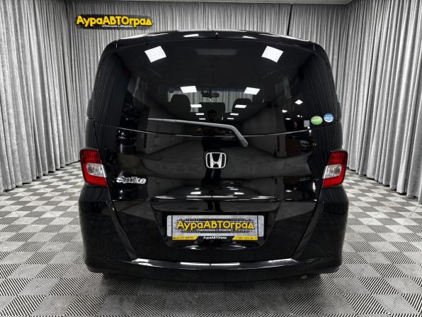 Honda Freed I Рестайлинг с пробегом 2013 года, цена 1 200 000 рублей, 130187 км, компактвэн, Автокод Объявления