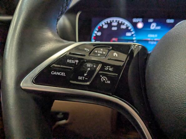 Mercedes-Benz E-Класс V (W213 S213 C238) Рестайлинг с пробегом 2022 года, цена 4 645 000 рублей, 72000 км, седан, Автокод Объявления
