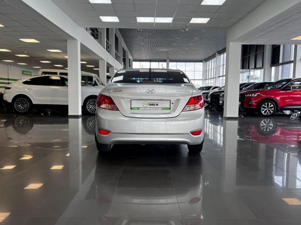 Hyundai Solaris I с пробегом 2013 года, цена 925 000 рублей, 116291 км, седан, Автокод Объявления