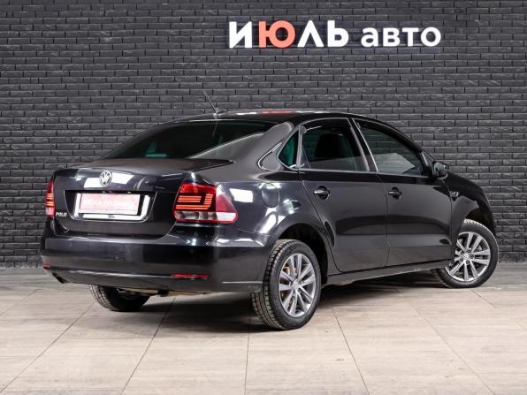 Volkswagen Polo V Рестайлинг с пробегом 2019 года, цена 1 040 000 рублей, 224888 км, седан, Автокод Объявления