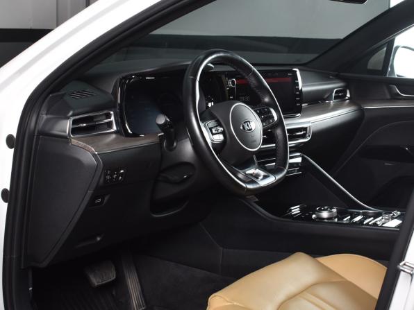 Kia K5 III с пробегом 2020 года, цена 2 724 995 рублей, 48523 км, седан, Автокод Объявления