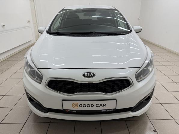 Kia Ceed II Рестайлинг с пробегом 2015 года, цена 1 260 000 рублей, 102030 км, хэтчбек, Автокод Объявления