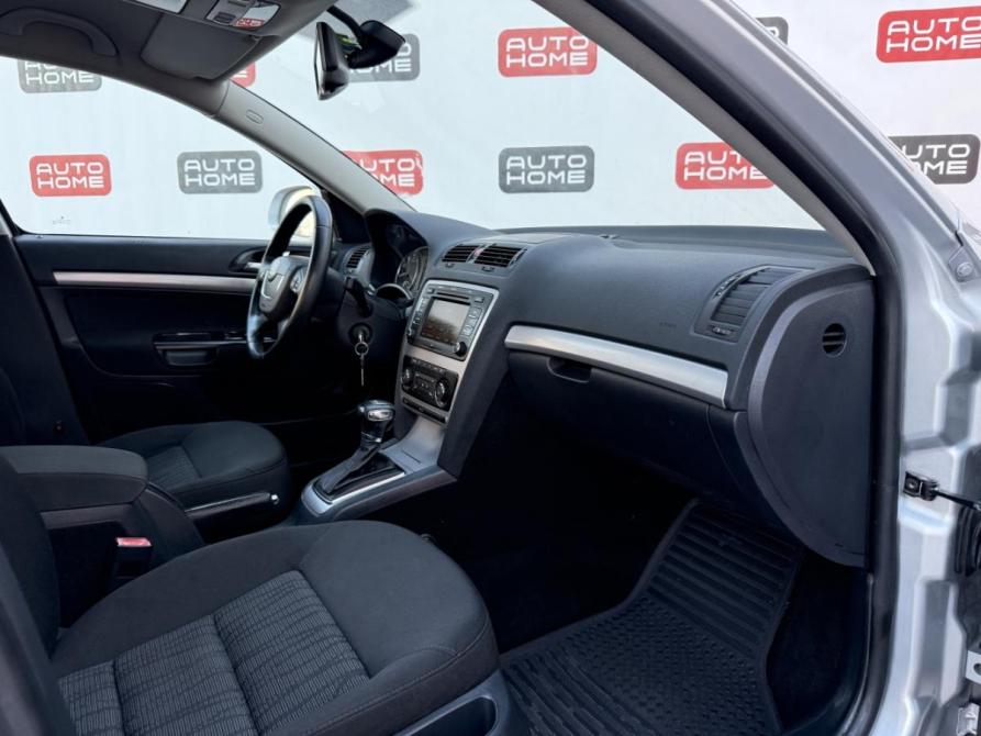 Skoda Octavia II (A5) Рестайлинг Санкт-Петербург  - изображение 11