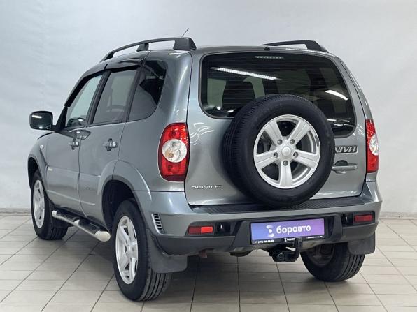 Chevrolet Niva I Рестайлинг с пробегом 2015 года, цена 699 000 рублей, 130910 км, внедорожник, Автокод Объявления