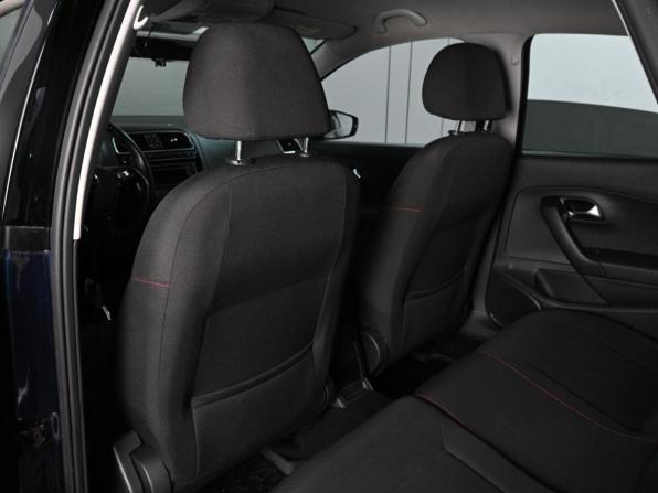Volkswagen Polo V Рестайлинг с пробегом 2017 года, цена 1 359 000 рублей, 66248 км, седан, Автокод Объявления