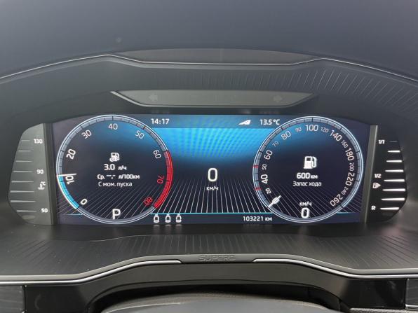 Skoda Superb III Рестайлинг с пробегом 2022 года, цена 2 870 000 рублей, 103220 км, лифтбек, Автокод Объявления