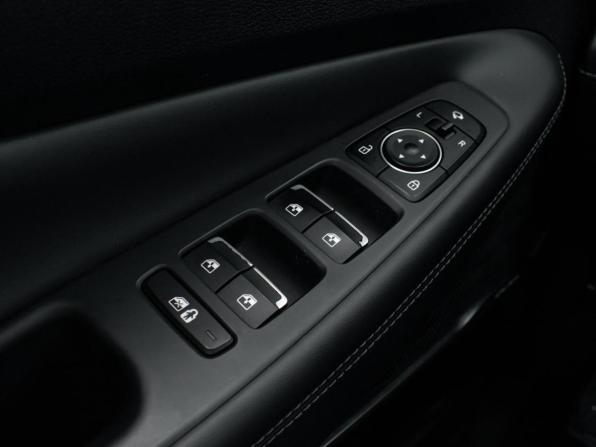 Hyundai Santa Fe IV Рестайлинг с пробегом 2021 года, цена 3 260 000 рублей, 90541 км, внедорожник, Автокод Объявления
