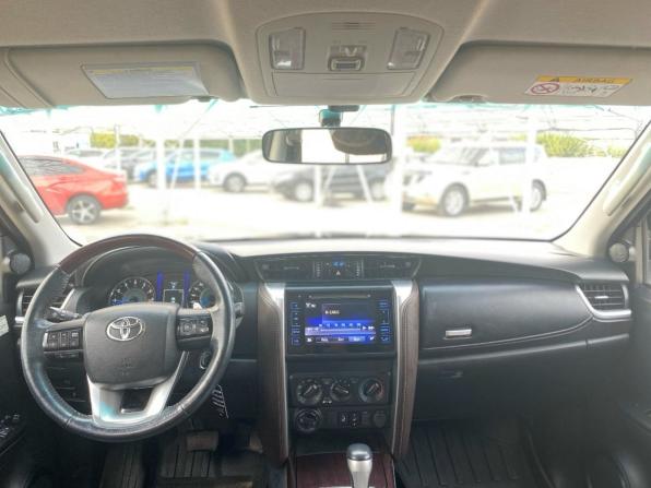 Toyota Fortuner II с пробегом 2019 года, цена 3 588 000 рублей, 114069 км, внедорожник, Автокод Объявления