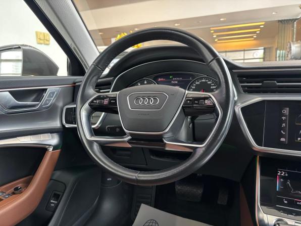 Audi A6 V (C8) с пробегом 2020 года, цена 3 700 000 рублей, 92946 км, седан, Автокод Объявления