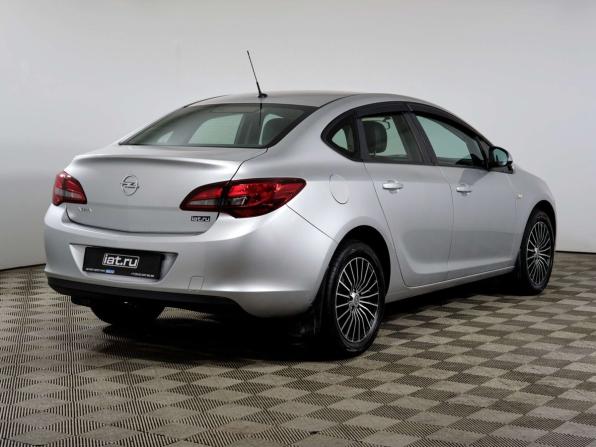Opel Astra J Рестайлинг с пробегом 2013 года, цена 735 000 рублей, 154101 км, седан, Автокод Объявления