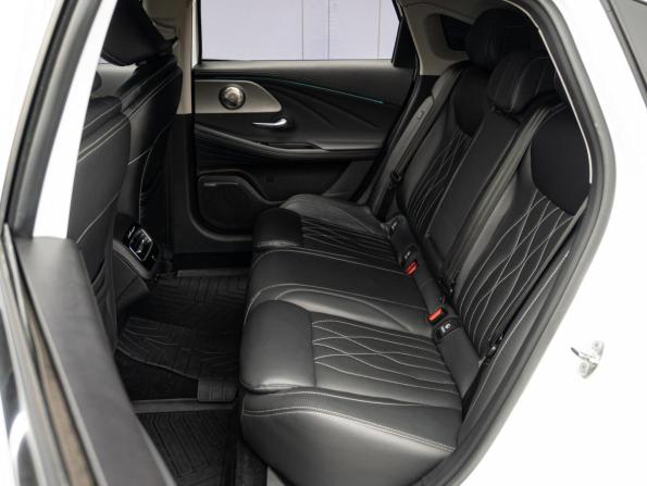 Chery Arrizo 8 с пробегом 2023 года, цена 1 595 000 рублей, 116876 км, седан, Автокод Объявления