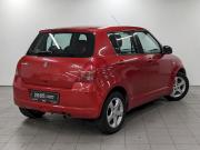 Suzuki Swift III Москва  - изображение 32