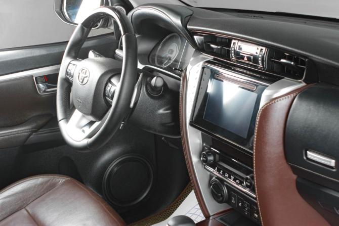 Toyota Fortuner II с пробегом 2017 года, цена 2 999 000 рублей, 154594 км, внедорожник, Автокод Объявления